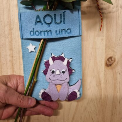 Penjador per a la porta dragona