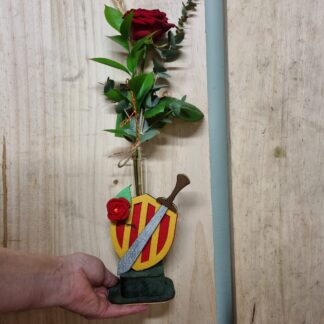 Pedestral Escut Català, Sant Jordi 2023, Vila-seca, Floristeria Vila-seca, La Pineda, Salou, Cambrils, Tarragona, Reus, Riudoms, Rosas, Rosas Sant Jordi, Roses, Roses Sant Jordi, Catalunya