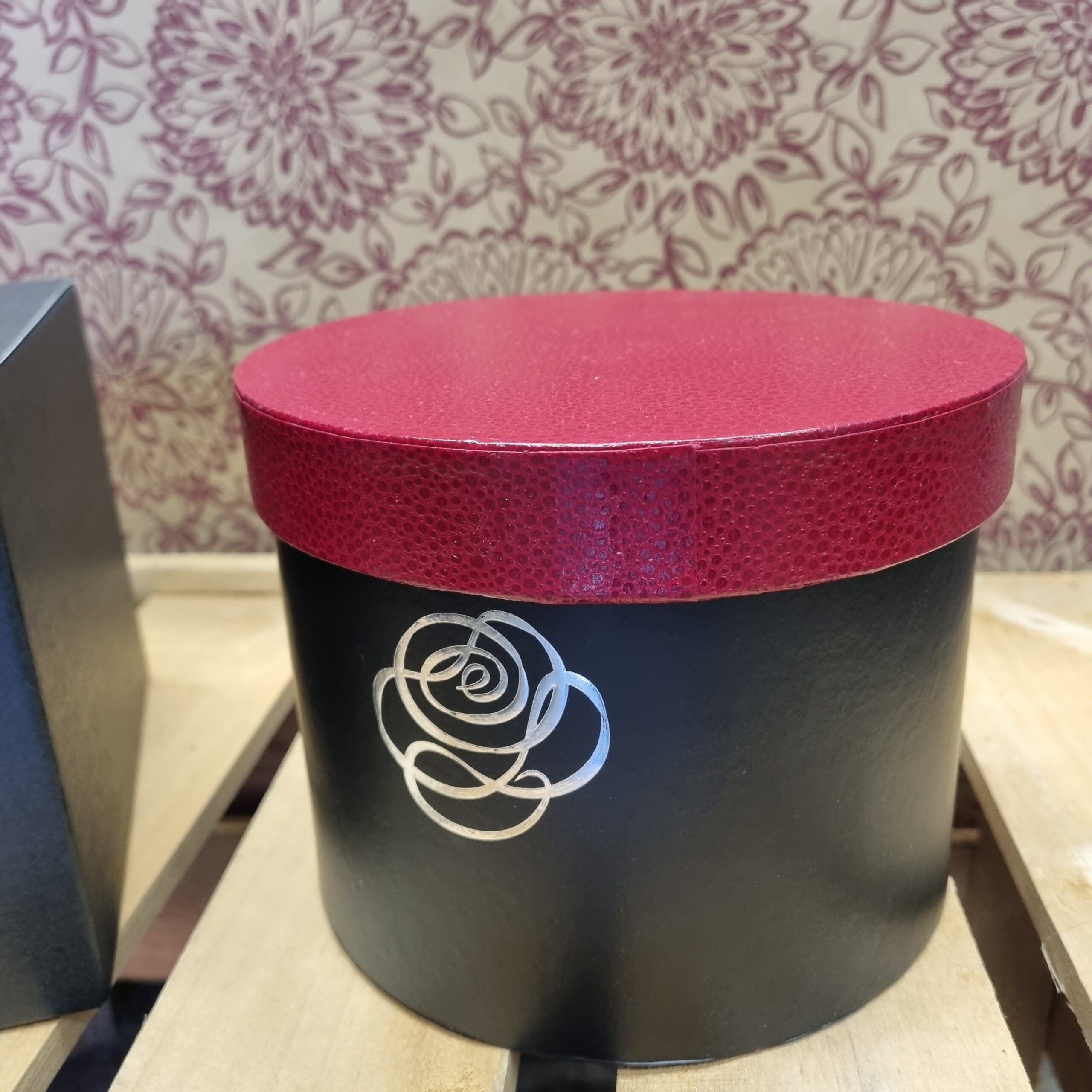 Flower cube Italy, Rosa eterna, Rosa preservada, Rosas con aroma, Roses de Sant Valentí, Rosas de San Valentín, Vila-seca, Floristeria Vila-seca, Floristería Vila-seca