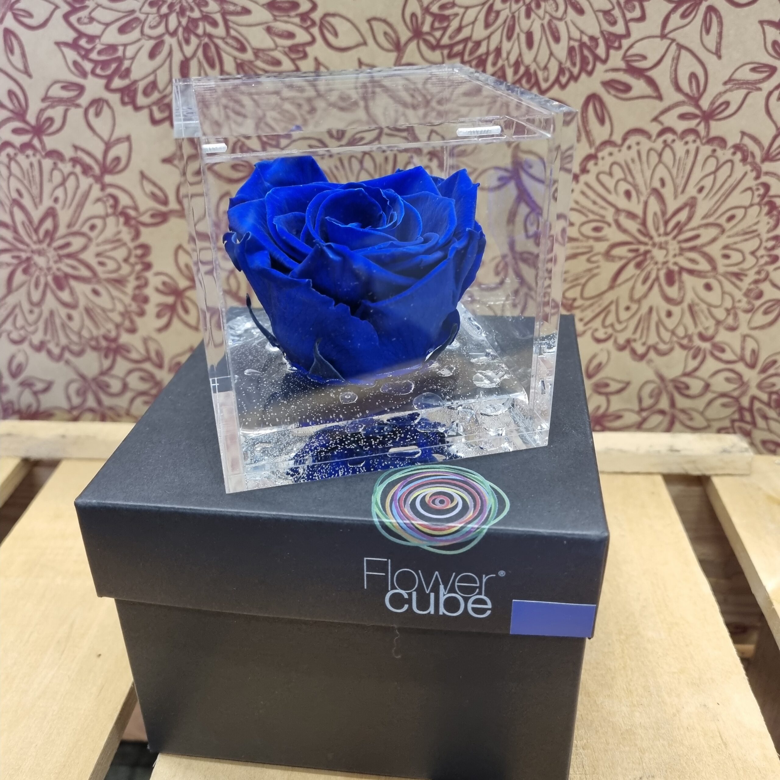 Flower cube Italy, Rosa eterna, Rosa preservada, Rosas con aroma, Roses de Sant Valentí, Rosas de San Valentín, Vila-seca, Floristeria Vila-seca, Floristería Vila-seca