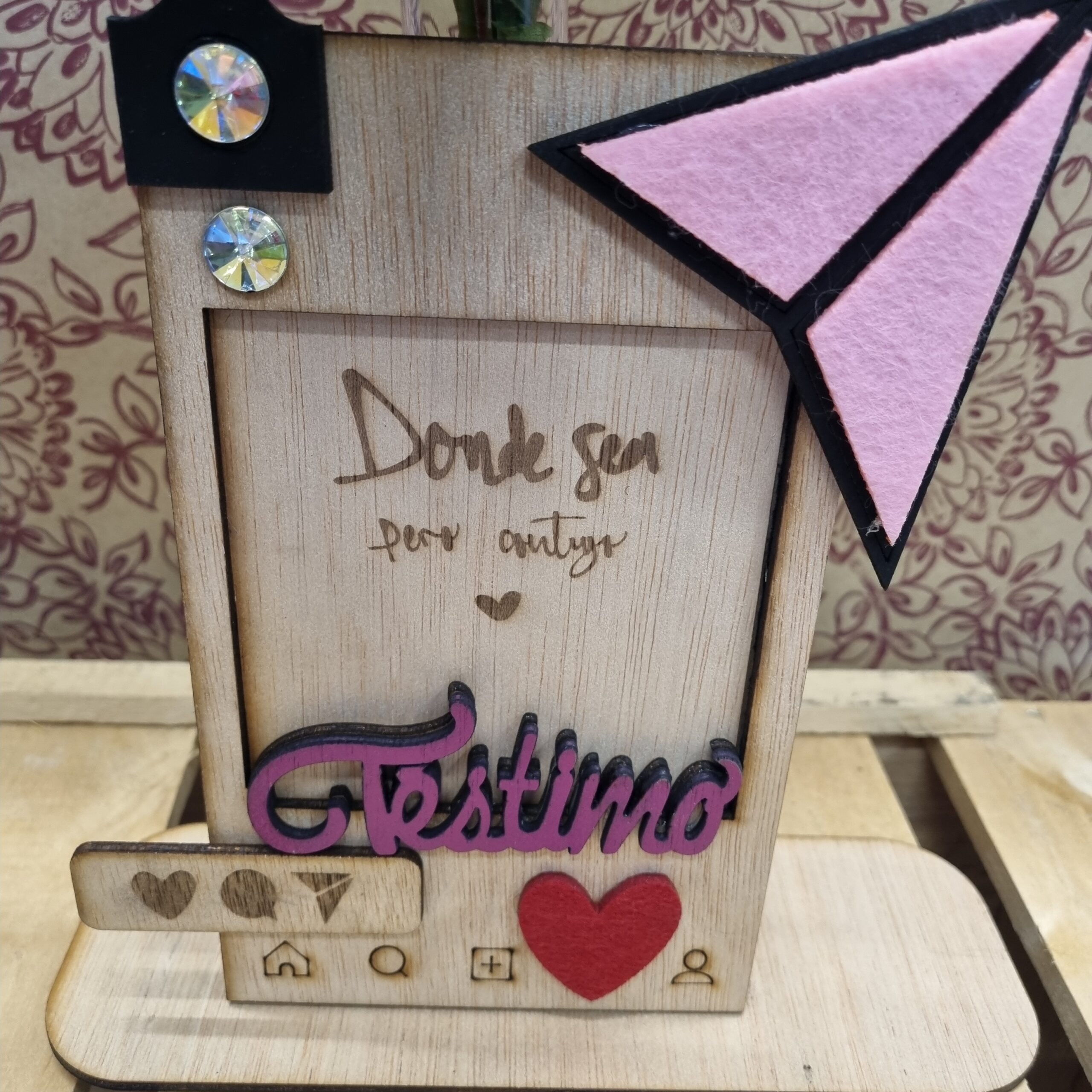 Rosa Sant Valentí amb recipient de fusta tallada varies models - Imagen 4